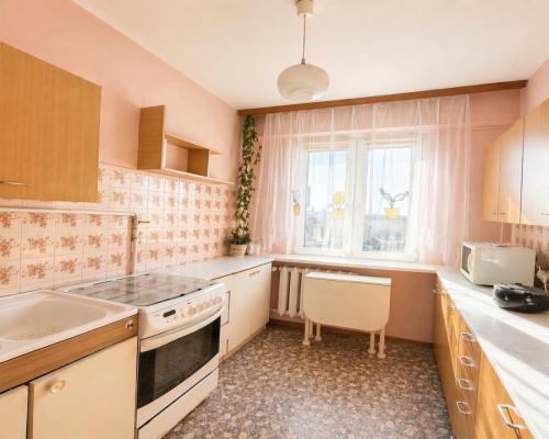 3 pokoje | 62,9 m² | balkon | do remontu | widok