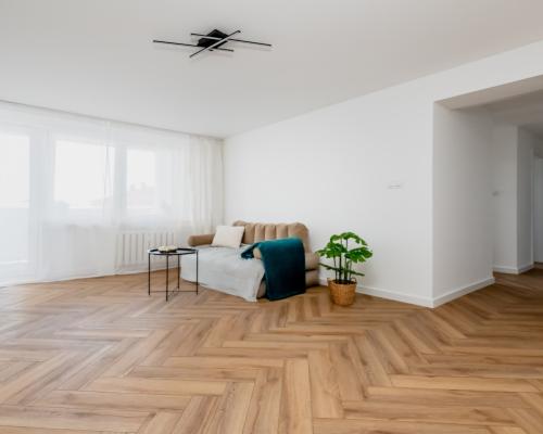 Dwa pokoje, balkon, blisko uczelni