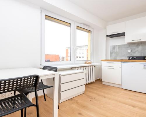 4 kawalerki obok Politechniki