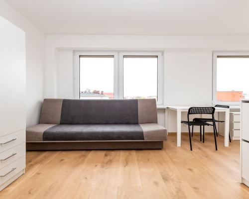 4 kawalerki obok Politechniki