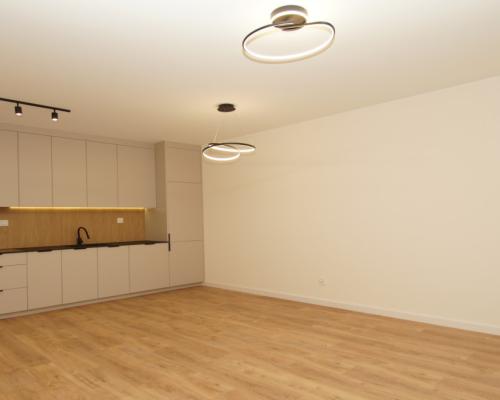 Świeżo wykończona szeregówka -BEZ PCC 2%