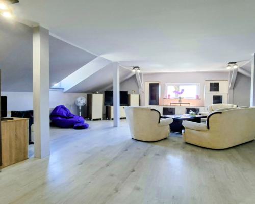 Apartament 90 m2, Raginisa