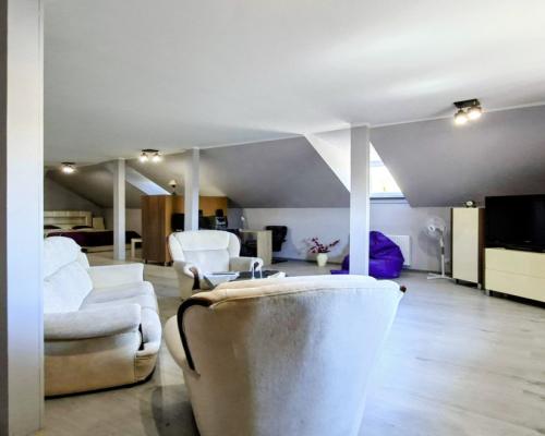 Apartament 90 m2, Raginisa