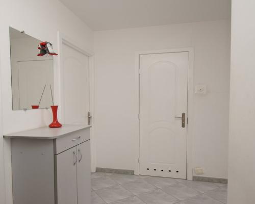 Większość atrakcyjnych nieruchomości w tej okolicy znika zanim trafia na portale. Dlatego pracujemy również na ofertach dostępn