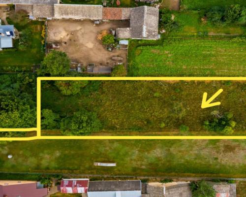 Działka pod lasem, blisko Białegostoku.