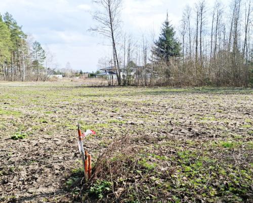 Działka blisko lasu w Solniczkach. 1109 m2