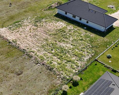 Olmonty działka 1000m2.