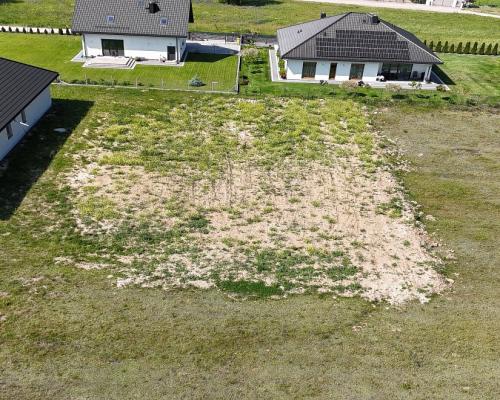 Olmonty działka 1000m2.