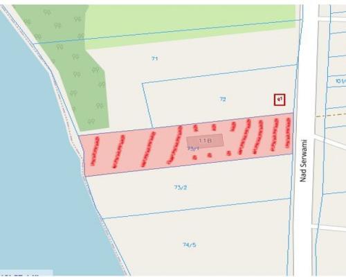 Działka nad jeziorem Serwy