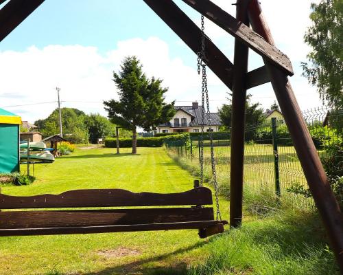 Działka nad jeziorem Serwy