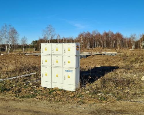 Działka 1000 m2, rozpoczęta inwestycja