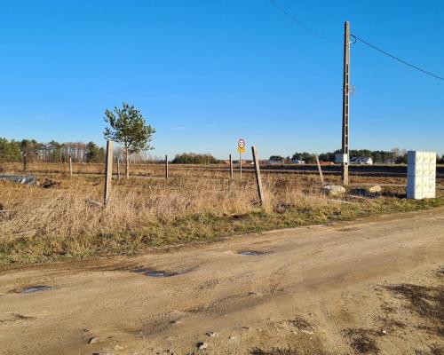 Działka 1000 m2, rozpoczęta inwestycja