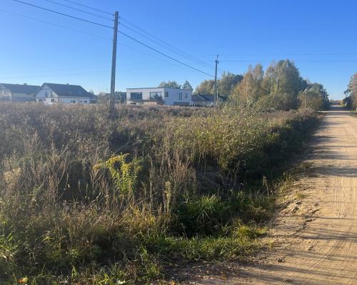 Działka w Choroszczy 800-1600 m2.