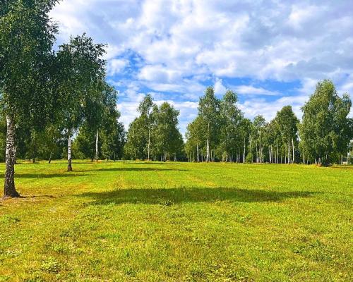 Działki budowlane nad jeziorem Luterskim.