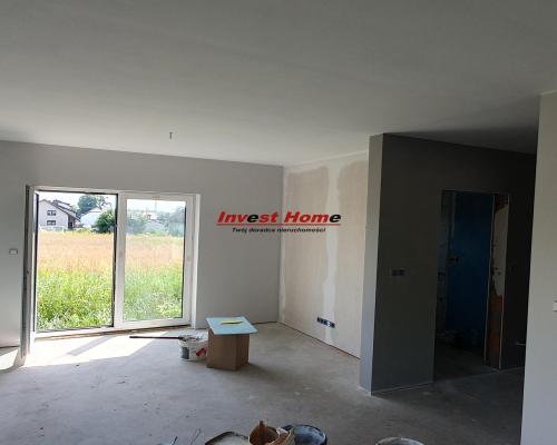 Nowe domy w spokojnej dzielnicy Rybnika.