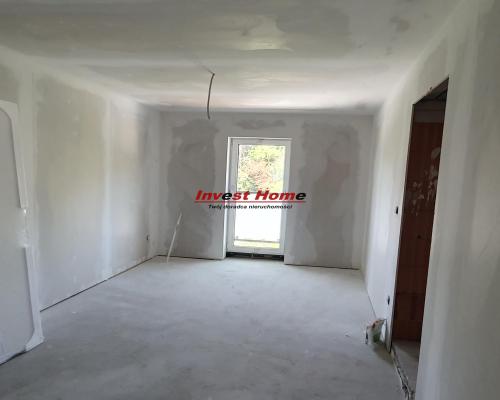 Nowe domy w spokojnej dzielnicy Rybnika.