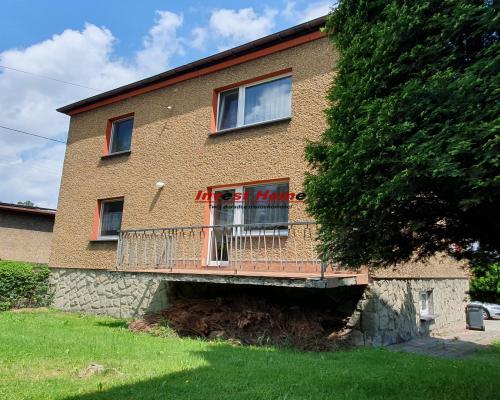 Dom w cichej dzielnicy Pszowa.