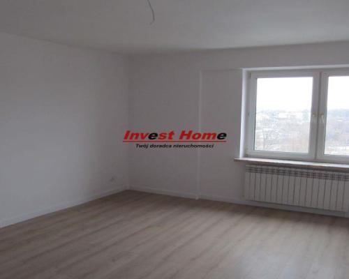 Ładne, przestronne mieszkanie po remoncie.