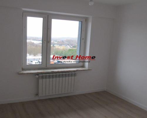 Ładne, przestronne mieszkanie po remoncie.