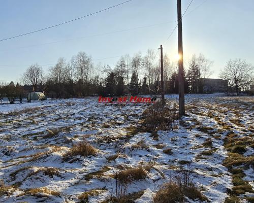 Działka położona w bardzo urokliwym miejscu.