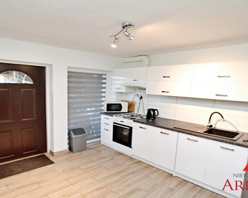 niewielki dom na wynajem , 2 pokoje Zazamcze