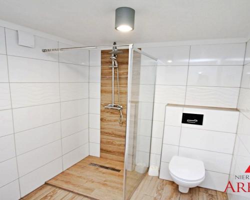 niewielki dom na wynajem , 2 pokoje Zazamcze