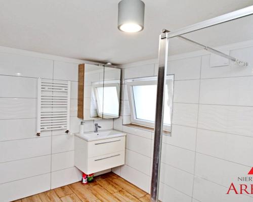 niewielki dom na wynajem , 2 pokoje Zazamcze