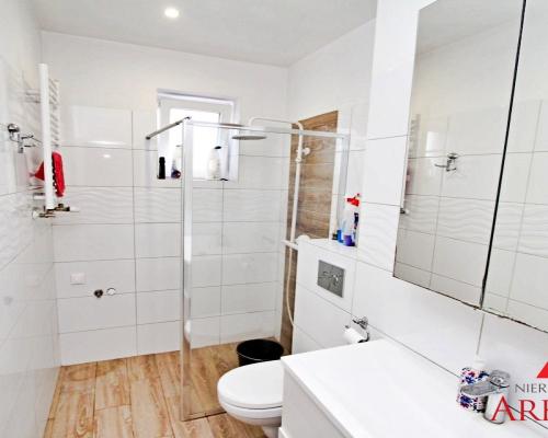 niewielki dom na wynajem , 2 pokoje Zazamcze