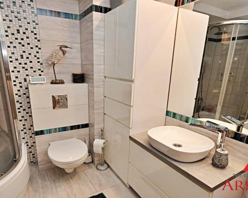 2 pokoje na parterze 55 m2 z balkonem, Sródmieście