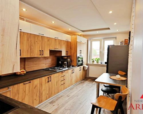 2 pokoje na parterze 55 m2 z balkonem, Sródmieście