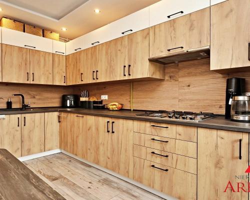 2 pokoje na parterze 55 m2 z balkonem, Sródmieście