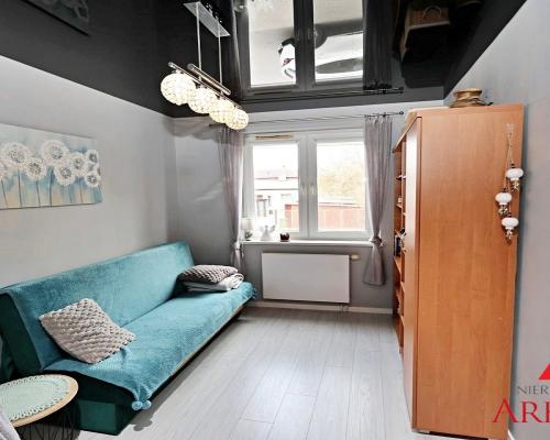 2 pokoje na parterze 55 m2 z balkonem, Sródmieście