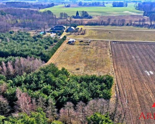 Arkadia Nieruchomości  oferuje na sprzedaż  niezabudowaną nieruchomość gruntową , położoną w  województwie kujawsko-pomorskim ,