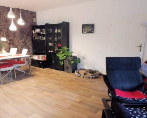 Julianów - 2 domy (350 m2 i 300 m2)