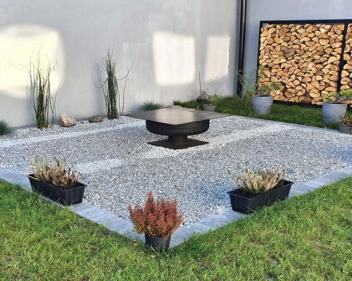 Polesie - dom z warsztatem samochodowym