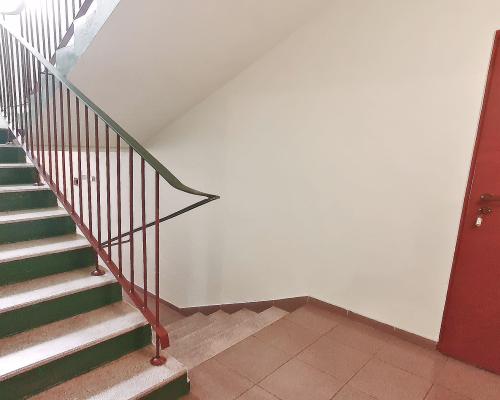 Górna - dom z warsztatem samochodowym