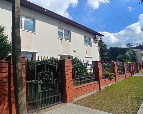 Górna - dom 242 m2 z zakładem produkcyjnym 260 m2