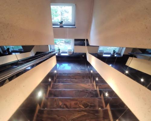 Górna - dom 242 m2 z zakładem produkcyjnym 260 m2