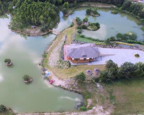 Ranczo 5 ha ze stawem blisko term w Uniejowie