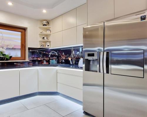 Nowosolna - dom jednorodzinny 178 m2 4 pok. garaż