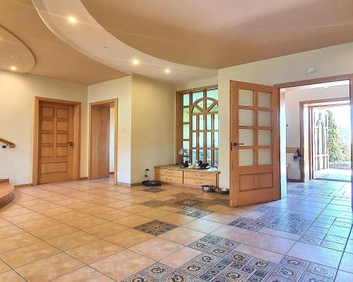 Ksawerów - dom do wynajęcia, garaż na 2 auta