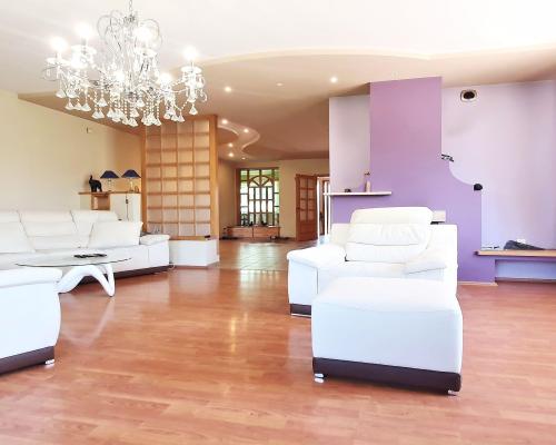 Ksawerów - dom do wynajęcia, garaż na 2 auta