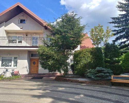 Górna - dom 242 m2 z zakładem produkcyjnym 260 m2