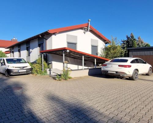 Widzew - budynek biurowy z pow. prod. - magazynową