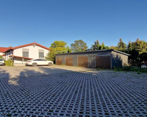 Widzew - budynek biurowy z pow. prod. - magazynową