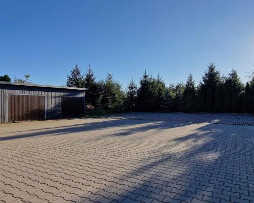 Widzew - budynek biurowy z pow. prod. - magazynową