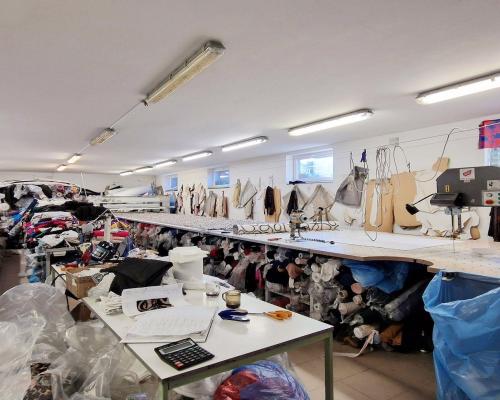 Widzew - budynek biurowy z pow. prod. - magazynową