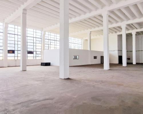 Teofilów - pow. magazynowo - biurowa 512 m2