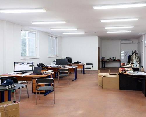 Teofilów - pow. magazynowo - biurowa 512 m2