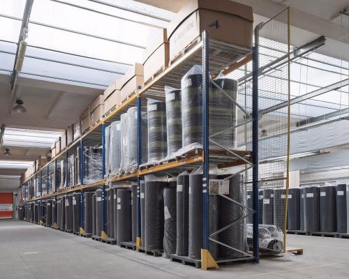 Teofilów - hala 5640 m2 z biurami 470 m2, parter